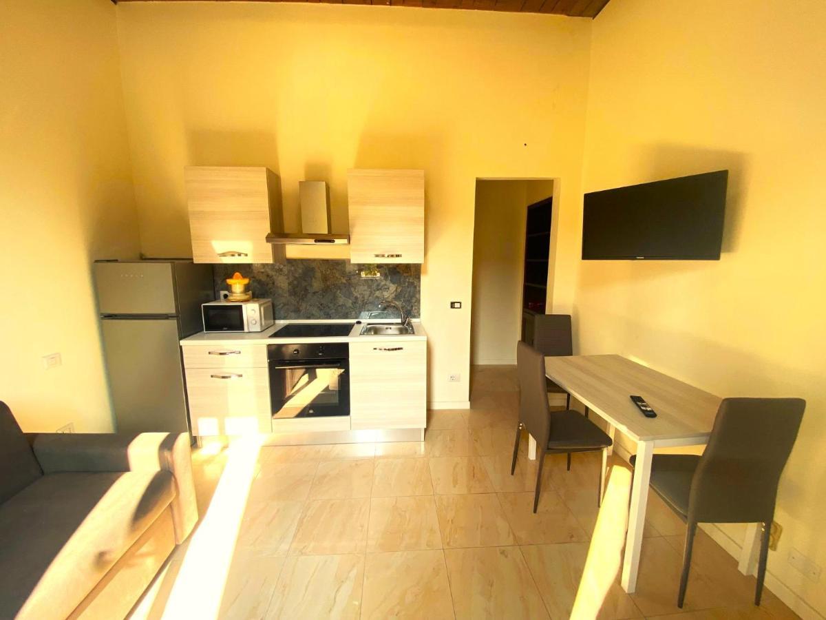 Apartment In Villa Milano Bagian luar foto