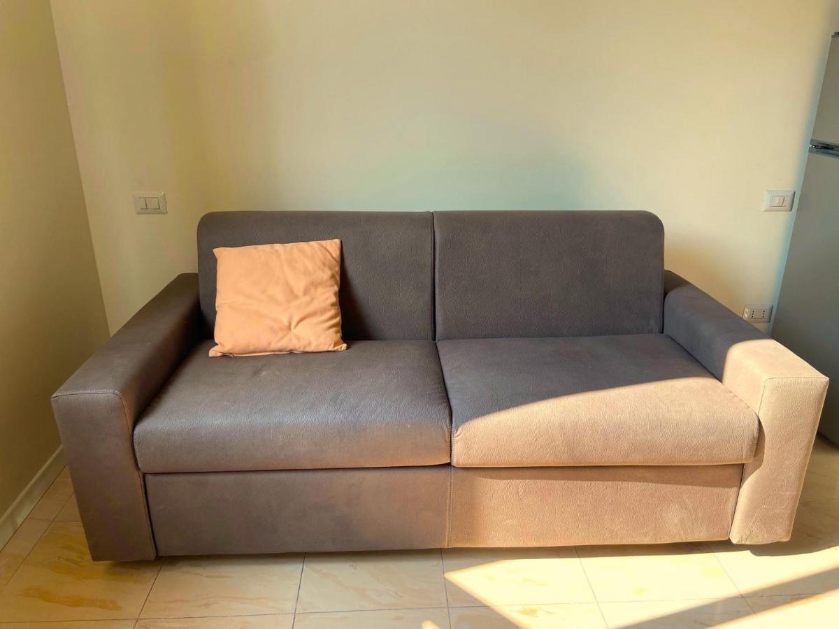 Apartment In Villa Milano Bagian luar foto