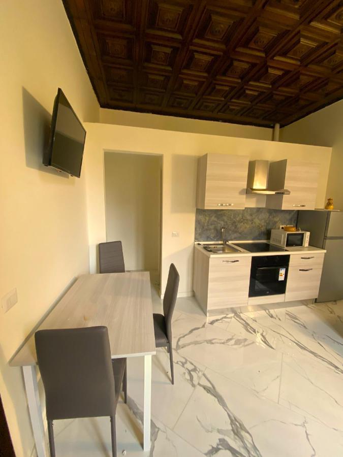 Apartment In Villa Milano Bagian luar foto