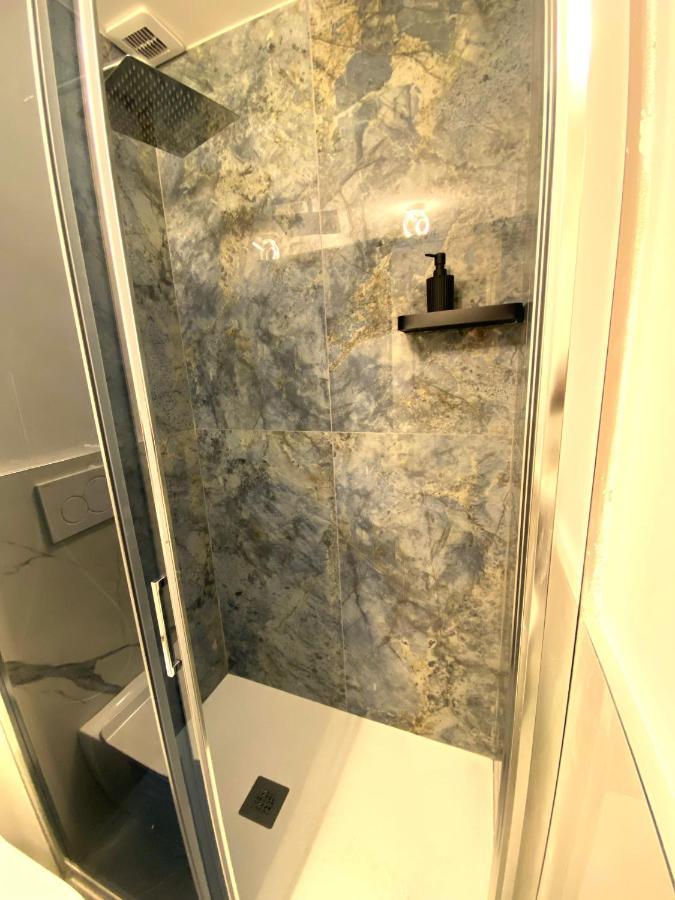 Apartment In Villa Milano Bagian luar foto