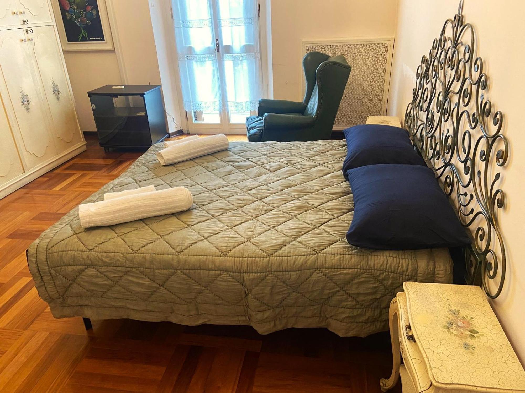 Apartment In Villa Milano Bagian luar foto